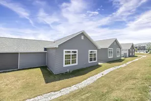 10850 E Bayshore Rd, Marblehead, OH 43440 - Photo 9