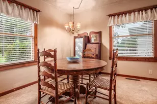 206 Freeman Memorial Dr, Hebron, OH 43025 - Photo 9