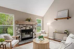 275 Bridle Path Ln, Granville, OH 43023 - Photo 9