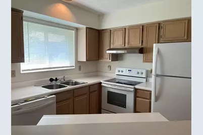 1502 Spinnaker Way, Dayton, OH 45458 - Photo 3