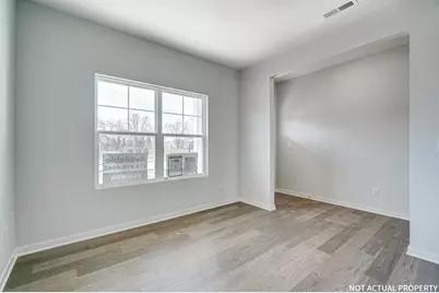 923 Sherwood Loop, Bellefontaine, OH 43311 - Photo 5