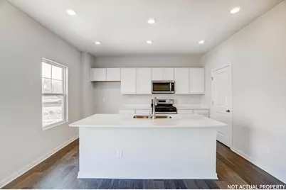 923 Sherwood Loop, Bellefontaine, OH 43311 - Photo 11