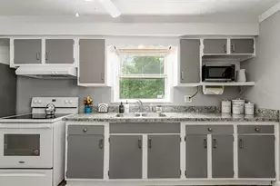 379 Midland Ave, Columbus, OH 43223 - Photo 15