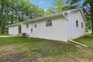 12419 Roesta Ln NW, Baltimore, OH 43105 - Photo 27