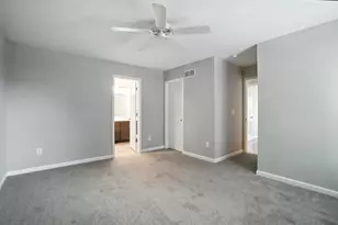 4175 Holstein Dr, Columbus, OH 43207 - Photo 17