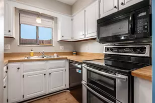 463 E North St, Columbus, OH 43085 - Photo 15