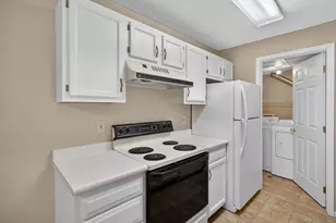 5765 Cheviot Rd, Cincinnati, OH 45247 - Photo 13