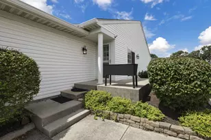 1865 Bashan Dr, Columbus, OH 43228 - Photo 5