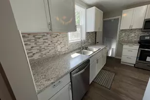 1476 Republic Ave, Columbus, OH 43211 - Photo 7