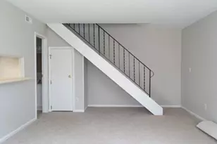 2395 Briers Dr, Columbus, OH 43209 - Photo 7