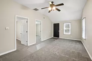 461 Watt St, Circleville, OH 43113 - Photo 3