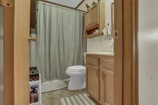 571 E Main St, Logan, OH 43138 - Photo 19