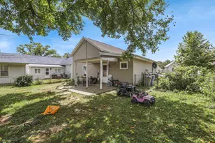 586 E Main St, Logan, OH 43138 - Photo 3