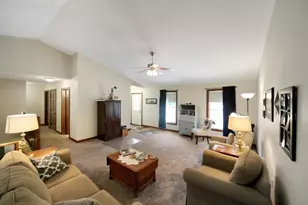 561 Glenmonte Dr, Howard, OH 43028 - Photo 17