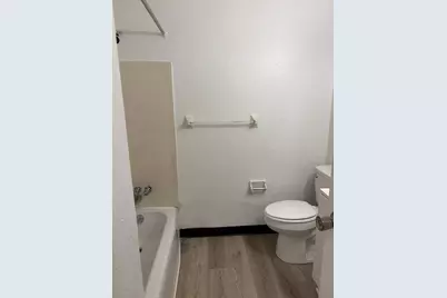 3036 Wadsworth Court, Columbus, OH 43232 - Photo 9