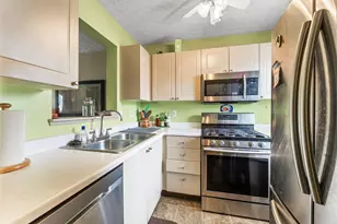 4038 Blendon Point Dr, Columbus, OH 43230 - Photo 11