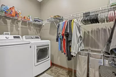 910 Golden Drive, Newark, OH 43055 - Photo 17