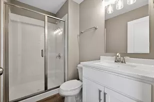 2744 Barrows Rd, Columbus, OH 43232 - Photo 13