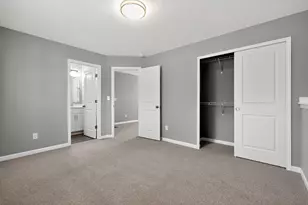 2736 Barrows Rd, Columbus, OH 43232 - Photo 13