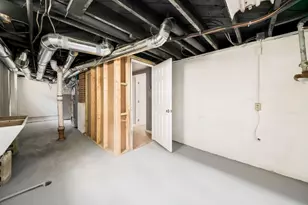 2210 Gerbert Rd, Columbus, OH 43211 - Photo 35