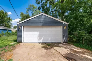 2210 Gerbert Rd, Columbus, OH 43211 - Photo 37