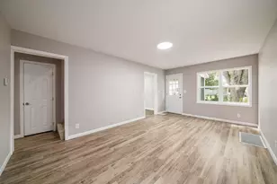 2210 Gerbert Rd, Columbus, OH 43211 - Photo 7