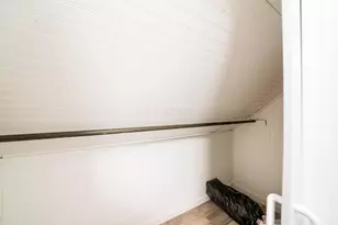 2210 Gerbert Rd, Columbus, OH 43211 - Photo 31