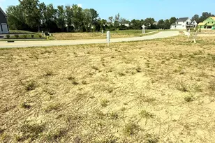 3186 Briarwood Ln, Lewis Center, OH 43035 - Photo 1