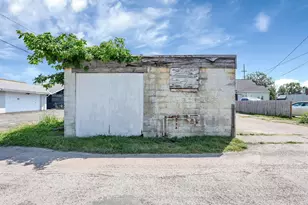 3049 Cleveland Ave, Columbus, OH 43224 - Photo 43