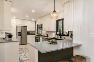 330 W Columbus St, Lithopolis, OH 43136 - Photo 17