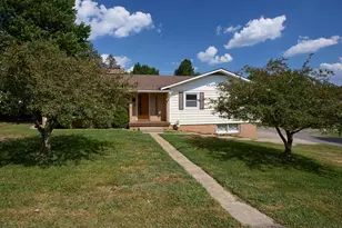 2700 Woodside Dr, Zanesville, OH 43701 - Photo 1