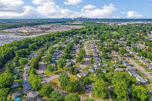 162 Phelps Rd, Columbus, OH 43207 - Photo 35