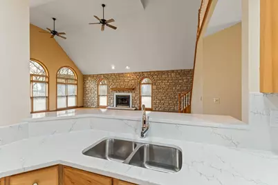 2690 Red Robin Way, Delaware, OH 43015 - Photo 21