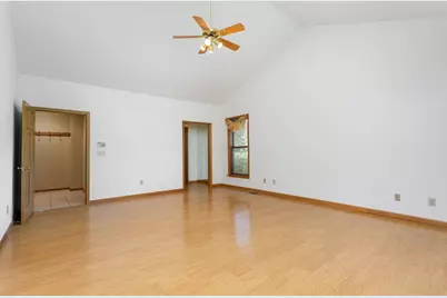 2690 Red Robin Way, Delaware, OH 43015 - Photo 27