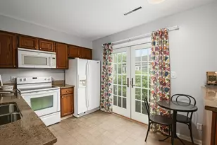 2785 Chateau Cir, Upper Arlington, OH 43221 - Photo 15