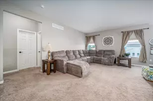 678 Green Forest Pl Pl, Lithopolis, OH 43136 - Photo 7