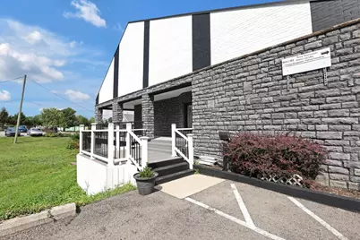 4588 Kenny Road, Columbus, OH 43220 - Photo 3