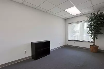 4588 Kenny Road, Columbus, OH 43220 - Photo 23