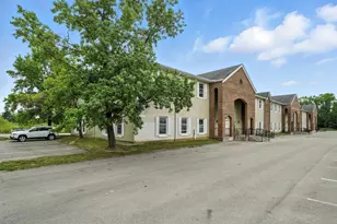 2244 S Hamilton Rd, Columbus, OH 43232 - Photo 1