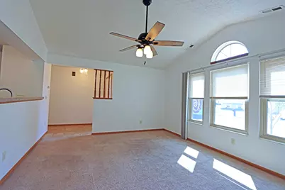 1456 Magoffin Avenue, Obetz, OH 43207 - Photo 7