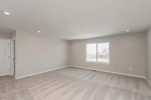 1055 Greenfield Dr, Marysville, OH 43040 - Photo 21