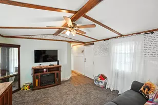 678 Robinson Rd SE, Washington Court House, OH 43160 - Photo 5