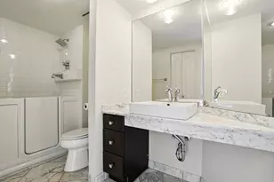 155 W Main St, Columbus, OH 43215 - Photo 25