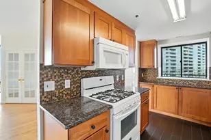 155 W Main St, Columbus, OH 43215 - Photo 11