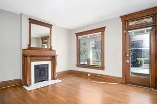 925 Mt Pleasant Ave, Columbus, OH 43201 - Photo 3
