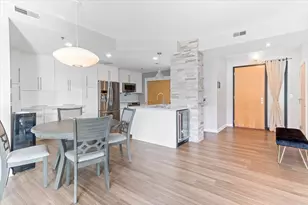 196 S Grant Ave, Columbus, OH 43215 - Photo 7