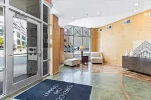 196 S Grant Ave, Columbus, OH 43215 - Photo 35