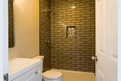 693 Kelton Avenue, Columbus, OH 43205 - Photo 5