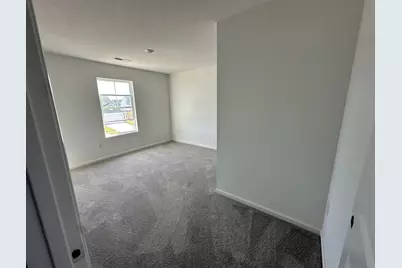 725 Cheney Pass, London, OH 43140 - Photo 3