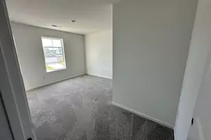 725 Cheney Pass, London, OH 43140 - Photo 3